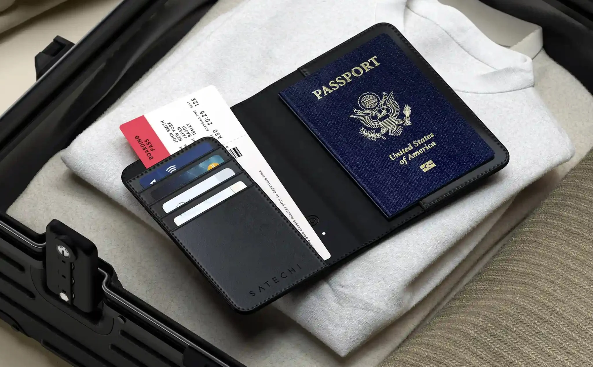 Satechi ra mắt ví da Passport tích hợp Appel Find My, có cả sạc không dây và âm báo - Satechi Việt Nam